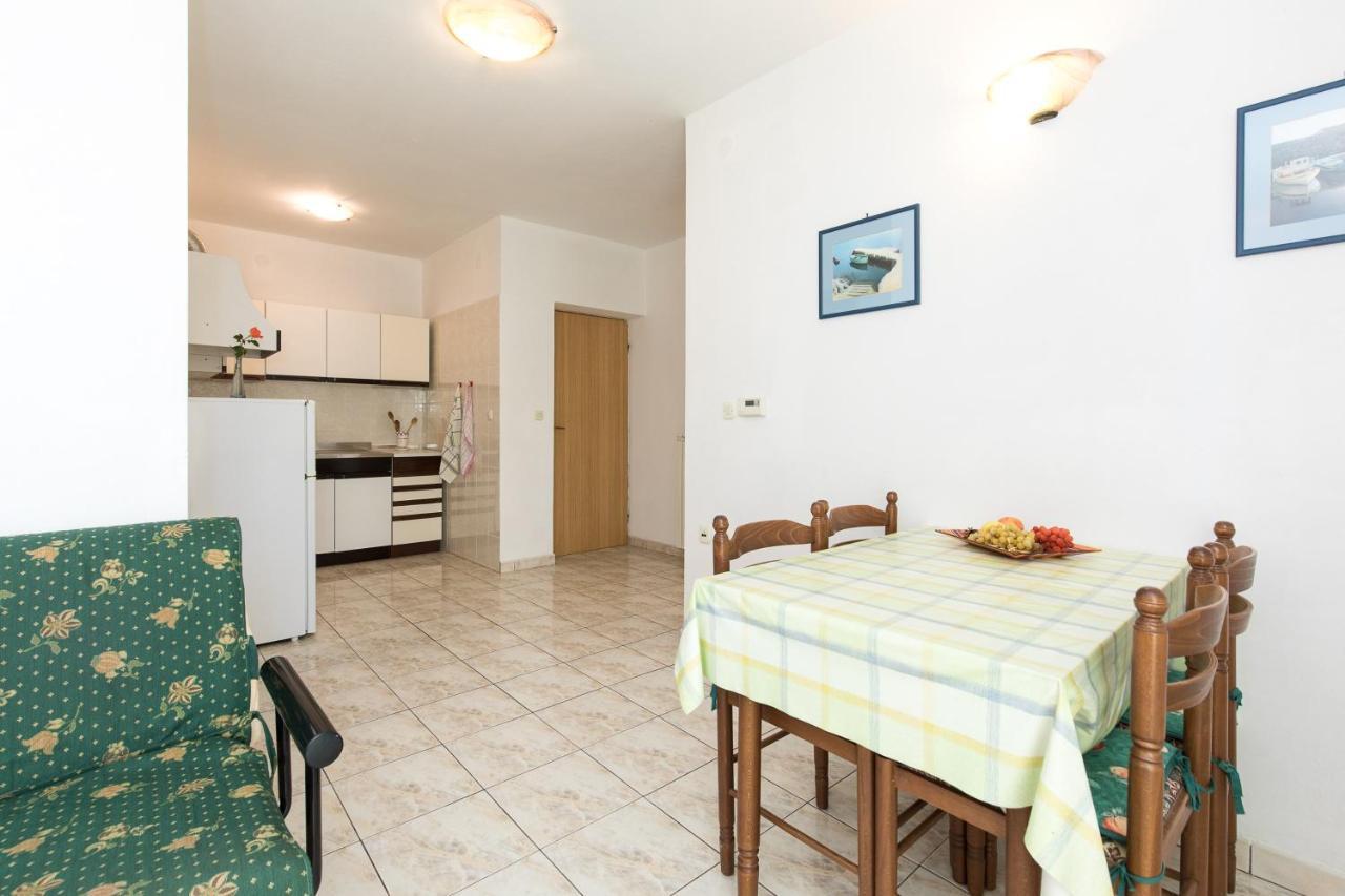 Apartmani Anita ปูนัต ภายนอก รูปภาพ